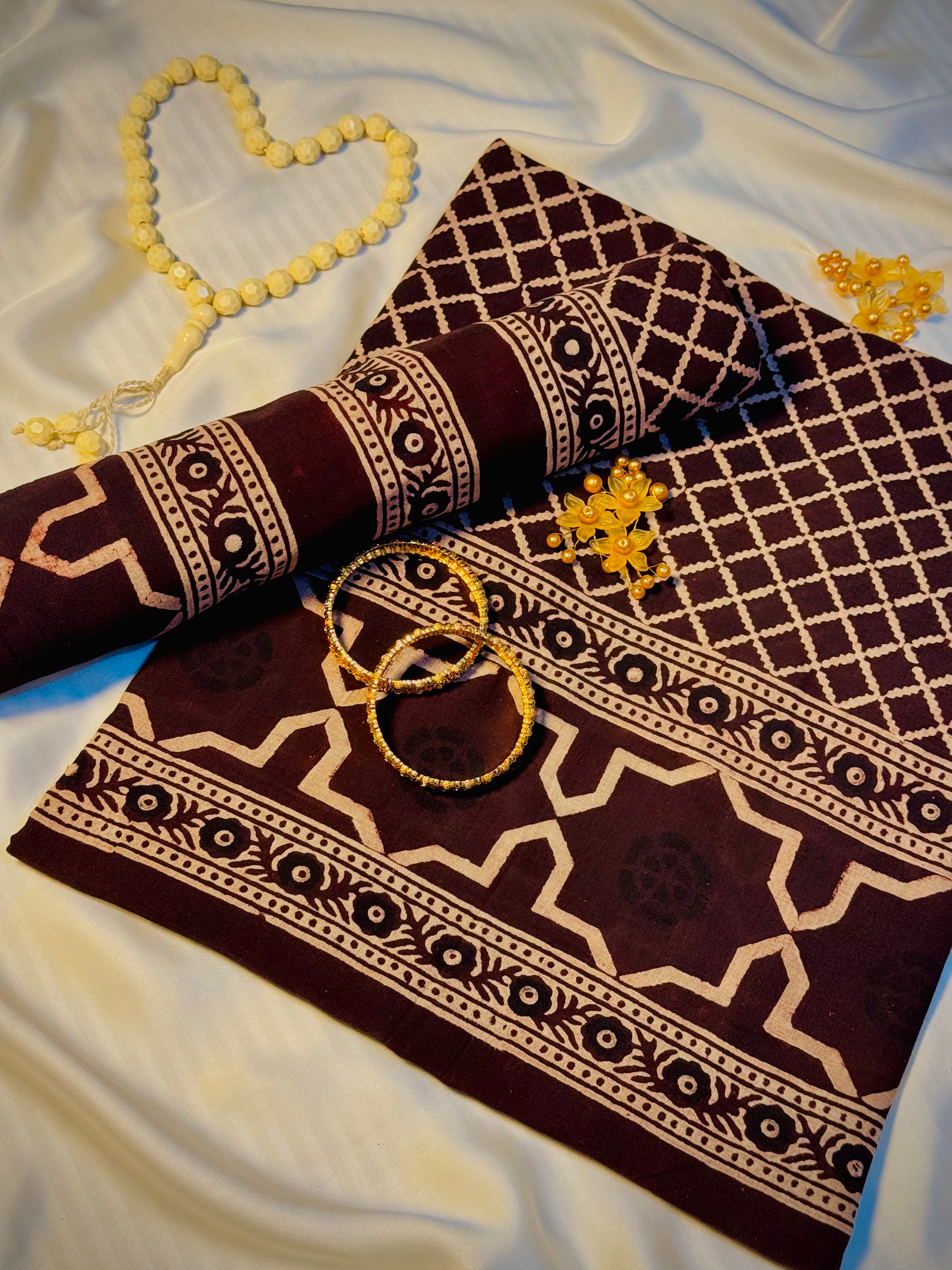 Rallijo Waadi — Hand Block Print Lawn Suit Pakistan
