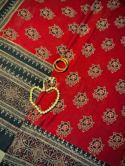 Rallijo Gulab — Hand Block Print Lawn Suit Pakistan