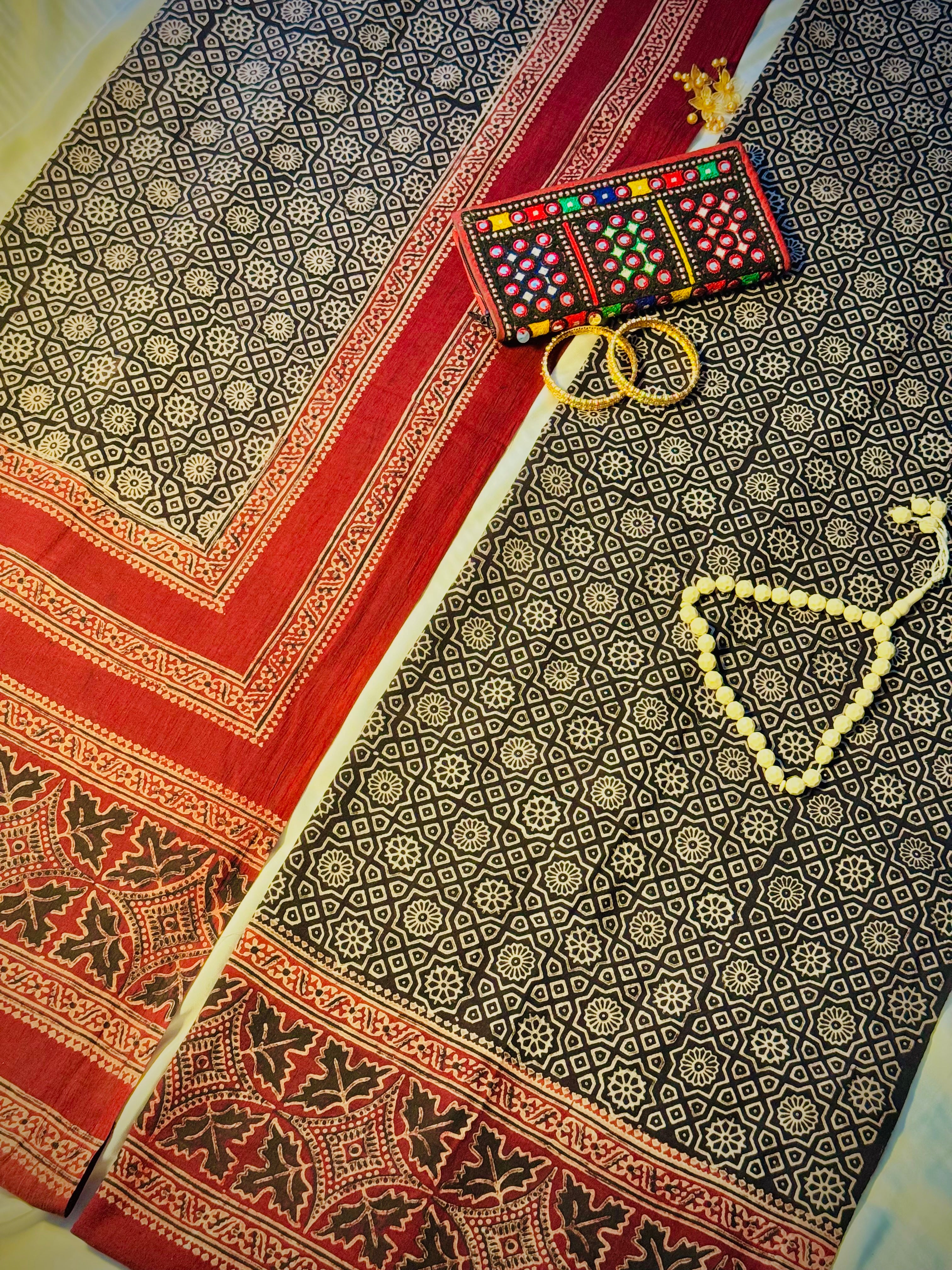 Rallijo Laal Kaari — Hand Block Print Lawn Suit Pakistan
