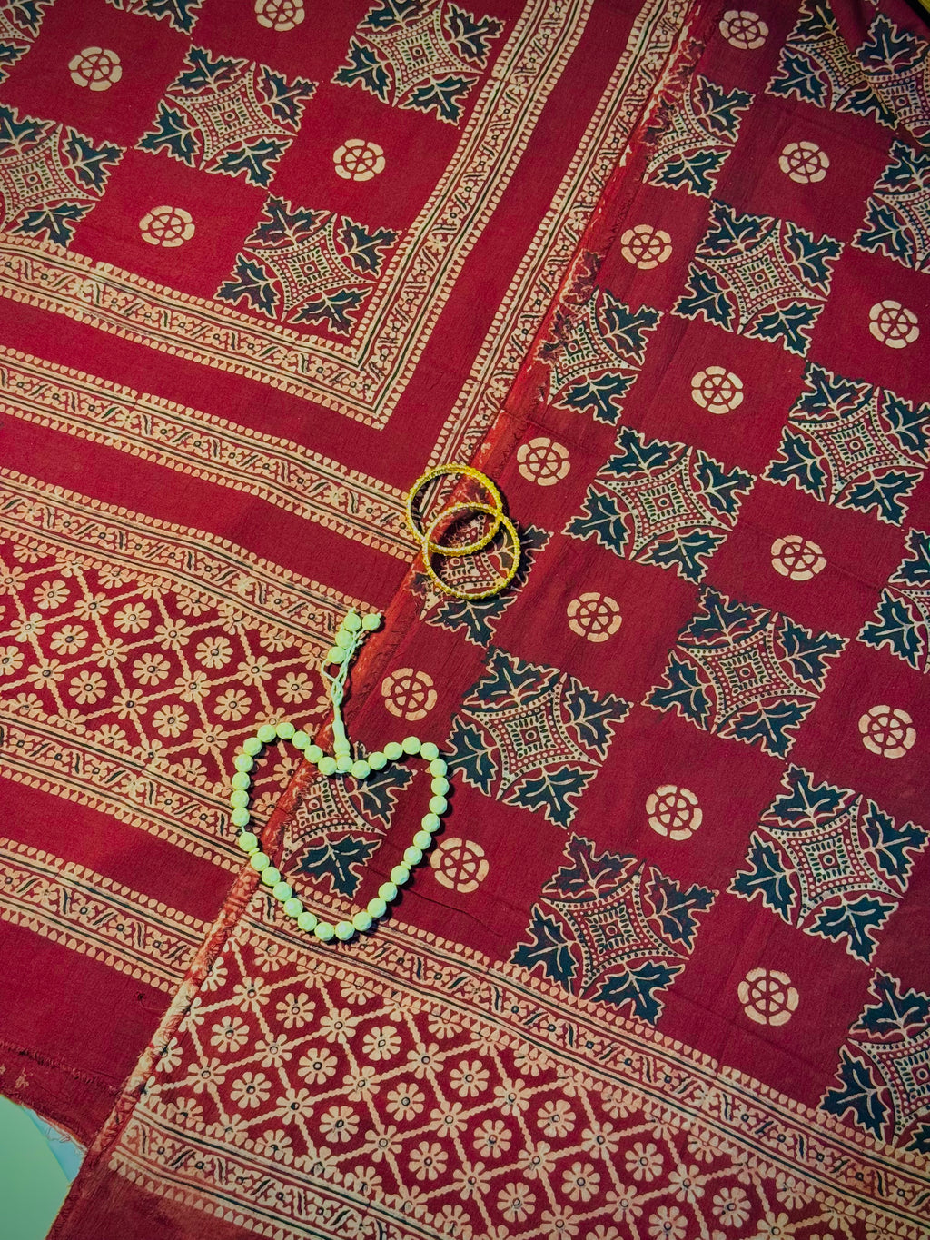 Rallijo Chokundo — Hand Block Print Lawn Suit Pakistan