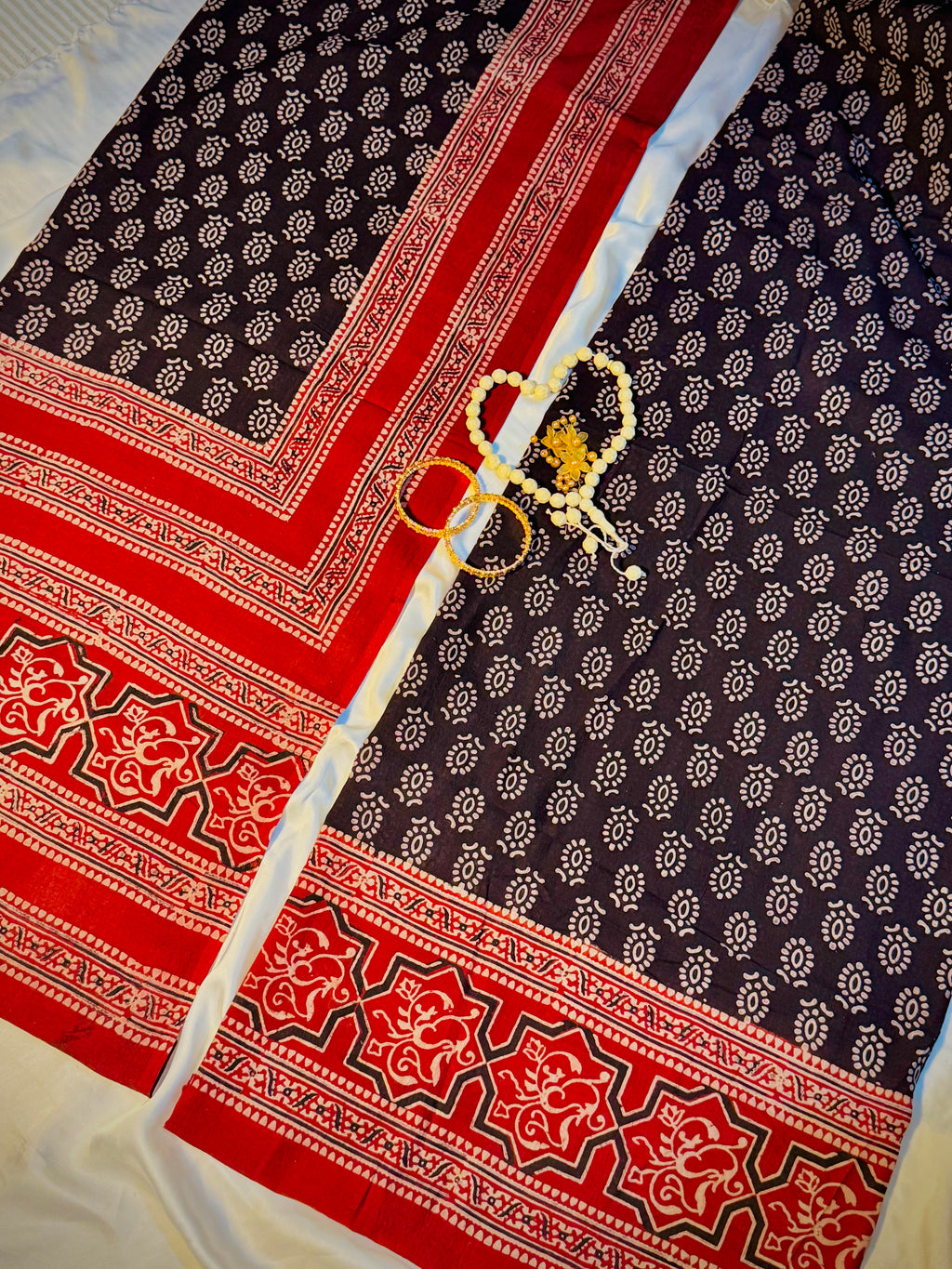 Rallijo Shahi Kaari — Hand Block Print Lawn Suit Pakistan