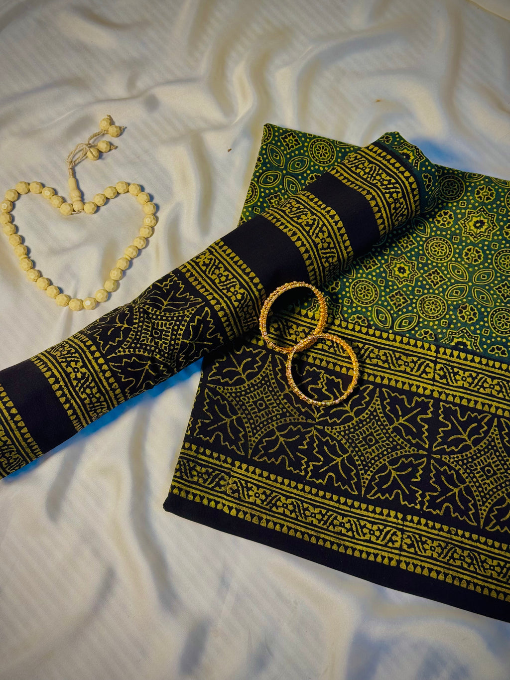 Rallijo SayiKhark — Hand Block Print Lawn Suit Pakistan