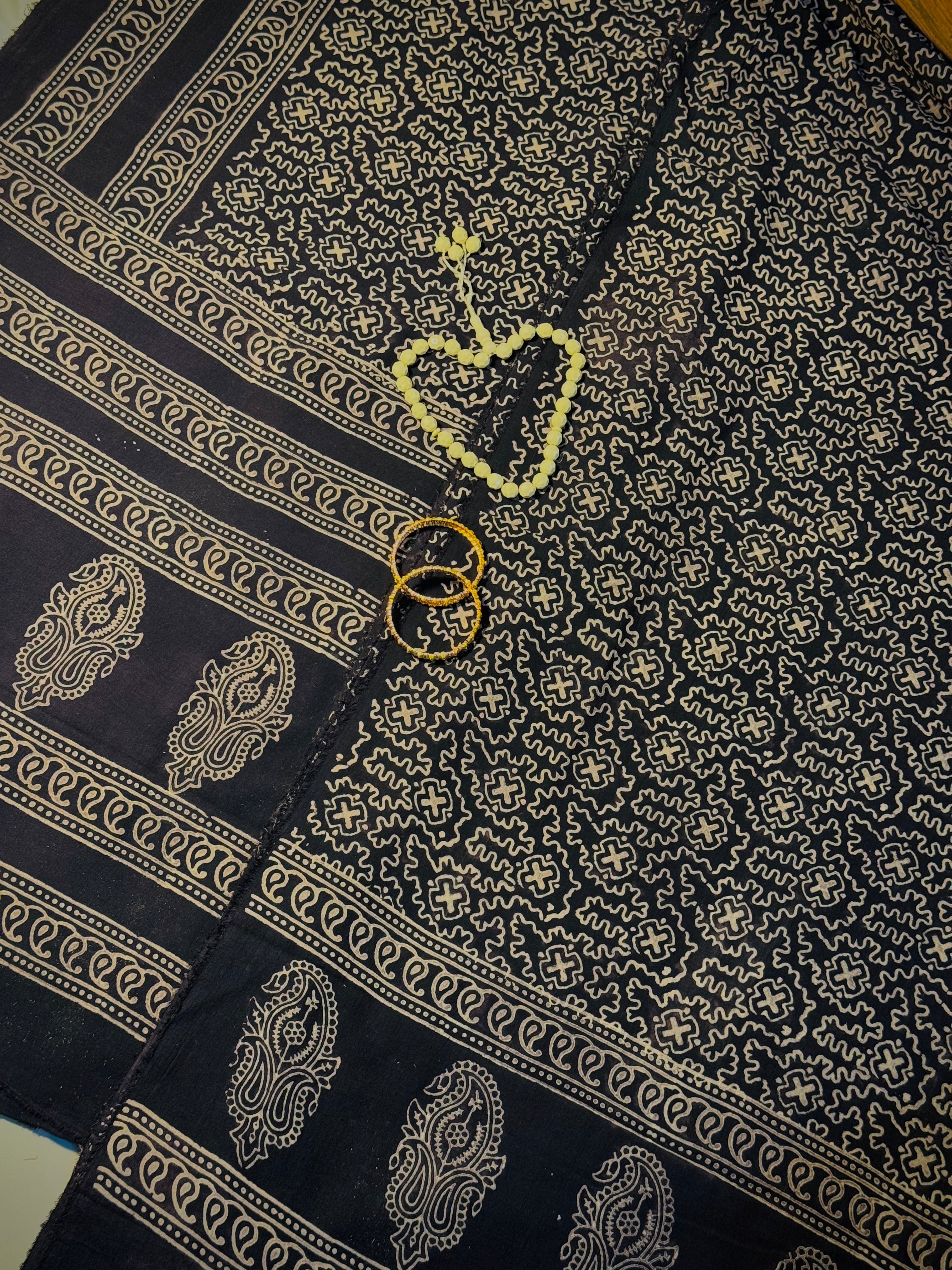 Rallijo Kakar — Hand Block Print Lawn Suit Pakistan